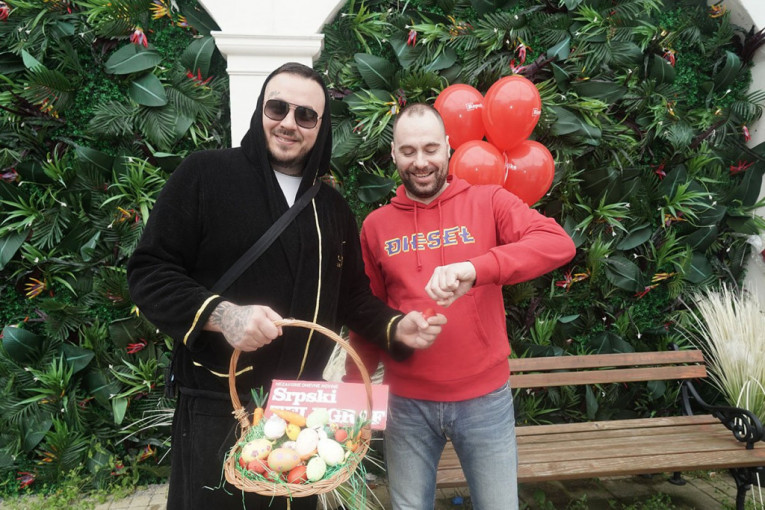 Car i Zvezdan jedan protiv drugog