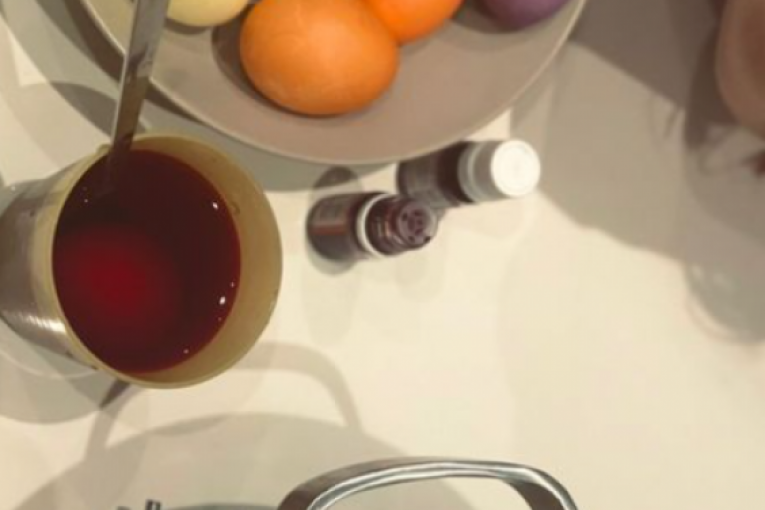 Tamara Dragičević pokazala kako je ofarbala jaja