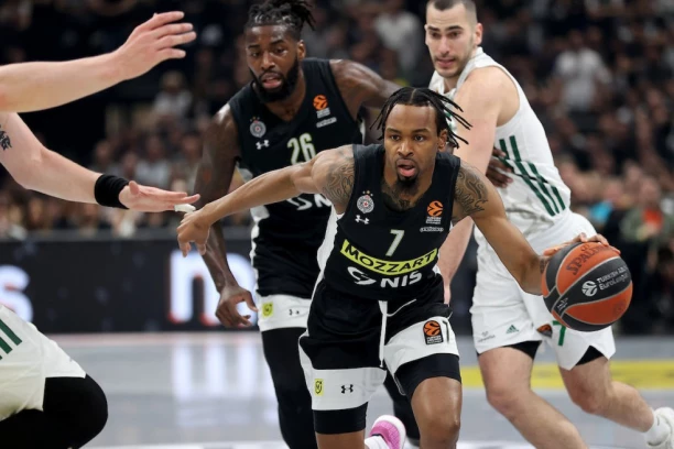 NOVA NAGRADA ZA CRNO-BELE: Evroliga IZABRALA Kevina Pantera!