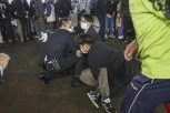 PRVE FOTOGRAFIJE NAPADA NA JAPANSKOG PREMIJERA: Čuo se ogroman prasak, obezbeđenje na nogama - Kišida evakuisan (FOTO)