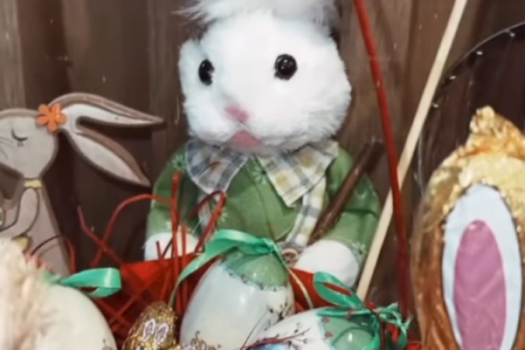 Luna Đogani Uskrs 2023