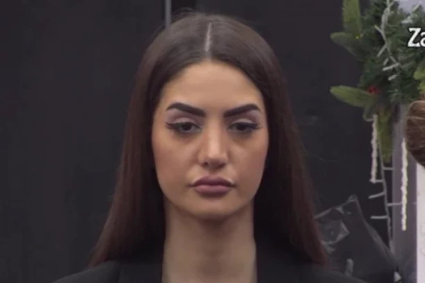 ANĐELA VEĆ BACILA OKO NA DRUGOG! Izvisila kod Zvezdana, ne može kući u Đenoviće, pa pustila pipke ka ETNO-SELU! (VIDEO)