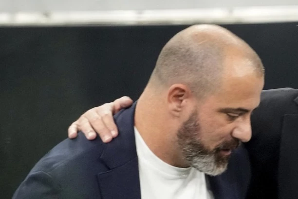 STANKOVIĆ ZAPLAKAO PRED KAMERAMA: Srpskog trenera nadjačale EMOCIJE! (FOTO)