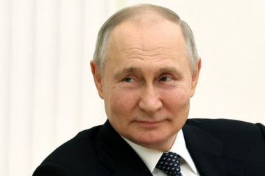 "DA, PUTIN JE SVAKODNEVNO U BUNKERU"! Peskov progovorio o dvojnicima ruskog predsednika!