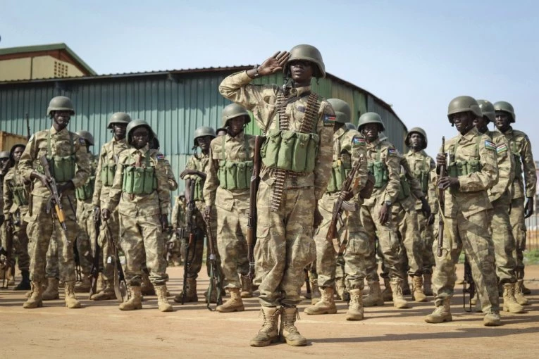 DA LI SMO NA PRAGU NOVOG SUKOBA? Dve zemlje u sve većoj svađi oko pomoći pobunjenicima, traže od saveznika da BIRAJU STRANU