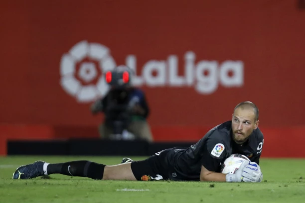 MAJORKA SLAVI RAJKOVIĆA: Srbin sa tri odbrane doneo pobedu svom timu! (VIDEO)