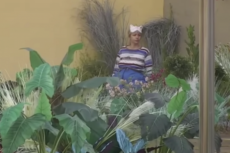 Miljana Kulić tumara kao sumanuta imanjem u Šimanovima, pa okupala noge u jezeru Zadruga 6