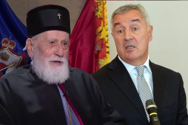 PUKLA BRUKA U CRNOJ GORI - ISPLIVALI TAJNI SNIMCI O VEZAMA MILA I RUSA: Đukanovićev raspop uzeo 100.000 evra pred početak izborne kampanje! (VIDEO)