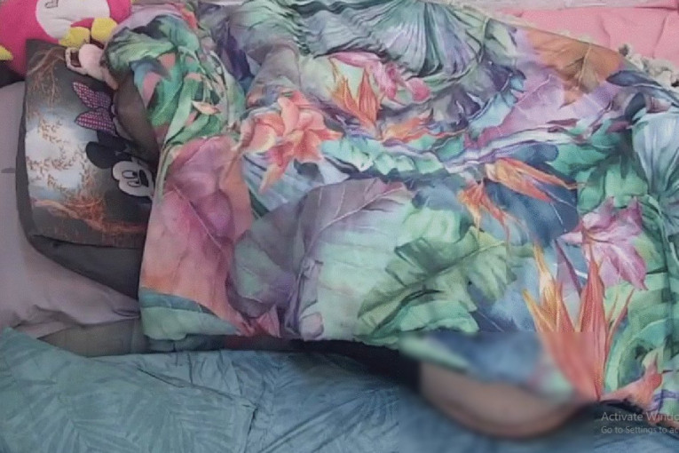 Zvezdanu Slavniću sevnula zadnjica tokom vrele akcije sa Majom Marinković Zadruga 6