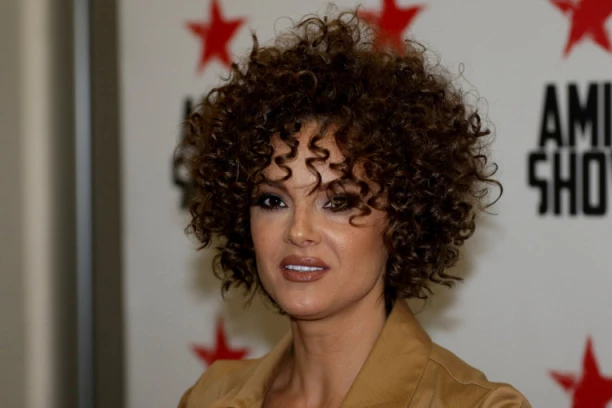 OZVANIČILA VEZU! Slavica Ćukteraš uživa u novoj ljubavi nakon SKANDALA, evo ko je njen NOVI DEČKO!