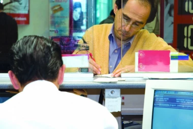 AKO NISTE PLATILI OVAJ RAČUN, NEĆETE MOĆI DA UZMETE KREDIT: Stroga pravila novog zakona, neplatiše na udaru banaka!