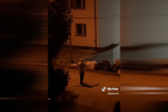 SNIMAK KOJI JE PRIVUKAO PAŽNJU I STRANIH MEDIJA: Amerikanci poludeli za ženom koja noću pleše beogradskim ulicama (VIDEO)