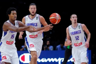 UŽAS! Slavni reprezentativac doživeo MOŽDANI UDAR! Srbi su ga odlično upamtili!