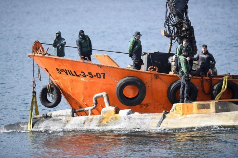 PAO BALKANSKI KARTEL U ŠPANIJI: Zaplenjeno nekoliko TONA kokaina i oko 200.000 evra, drogu sakrili u ribarski brod! (VIDEO)