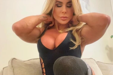 SPAVALA JE SA 800 MUŠKARACA PA SADA DELI INTIMNE SAVETE: Atraktivna baka tvrdi da VRHUNAC čini čuda, a najbolji je za OVO