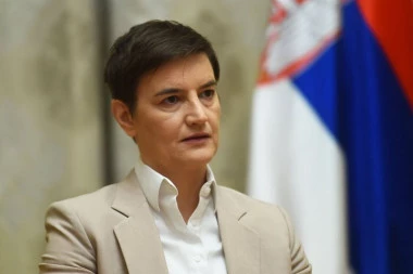NE POSTOJE REČI KOJIMA MOŽEMO DA OPIŠEMO KOLIKO SMO PONOSNI: Premijerka Brnabić čestitala Đokoviću (FOTO)