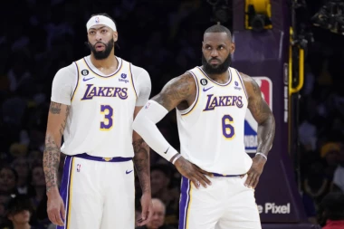 KAKAV TANDEM, STRAŠAN TANDEM: Džejms i Dejvis srušili FENOMENALNOG Moranta i Grizlise! (VIDEO)