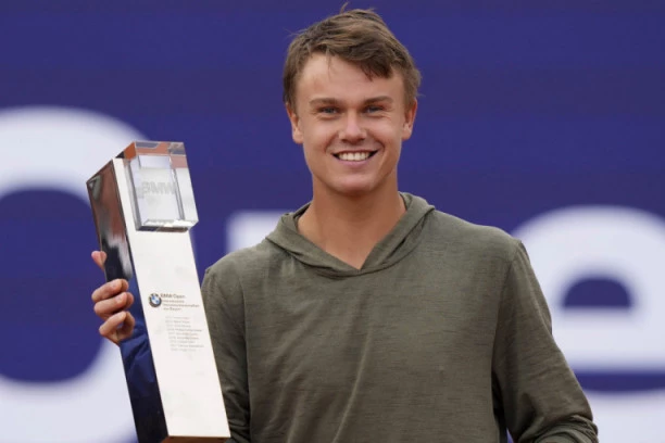 DANAC POKORIO MINHEN! Rune kroz DRAMU do 4. titule u karijeri!