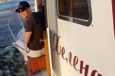 TOPALKO OTVORIO VRATA BRODA, UNUTRAŠNJOST SUVI LUKSUZ: Folker se baškari, a ovi detalji će vas šokirati!