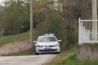 SEKIROM ODRUBIO GLAVU BRATU KOD ČAČKA! Horor u Gornjoj Trepči od koga podilazi JEZA, tada otkriveno da misterija zločina počinje od JEDNOG DOGAĐAJA!