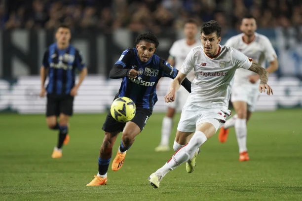 ROMA PALA U BERGAMU: Rui Patrisio NEREALNIM KIKSOM zakopao "vučicu" (VIDEO)