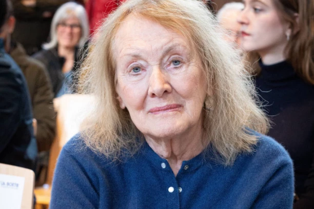 SEKSOM SAM SEBE TERALA NA PISANJE: Nobelovka Ani Erno (82) u romanu otkrila da je ZAVELA STUDENTA