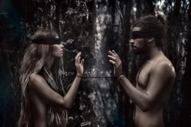 DANAS PUCAJU KARMIČKE VEZE, NA SNAZI JE JEDAN OD NAJTEŽIH TRANZITA: Ova 3 horoskopska znaka pretrpeće korenite promene, nema odnosa koji će biti pošteđen!