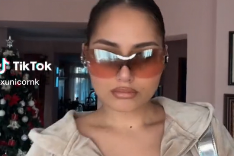 Katarina se snima za TikTok