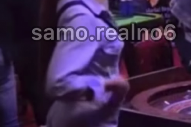 Anđela Đuričić zadnjica slike Zadruga 6