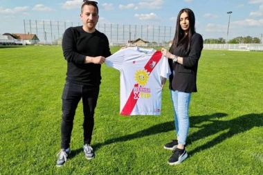 OPREMA JE STIGLA: Crveno-beli u nastavak takmičenja ulaze sa novom garniturom dresova! (FOTO GALERIJA)