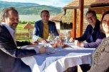 OVAKAV VELIČANSTVEN POGLED NA DUNAV RETKO KOJA ZEMLJA IMA: Vučić posetio domaćinsku kuću Gavrilovića u Tekiji (FOTO)