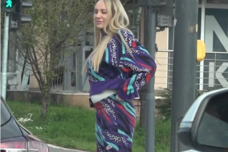 Luna, Gagi i mala Mia