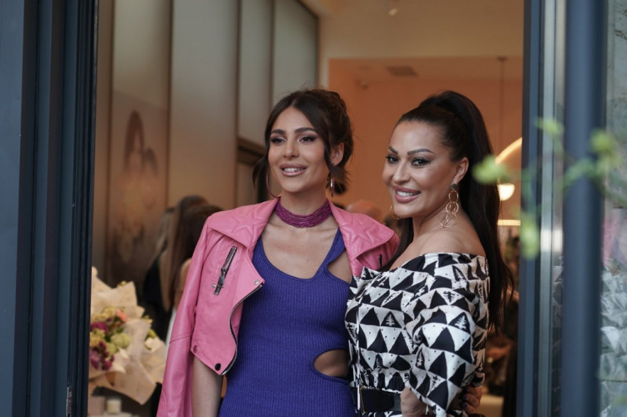 DVE GODINE SU ZAJEDNO JELI HLEB, A ONDA JE USLEDIO HAOS! Evo šta se DOGODILO U CECINOJ VILI, Lunu je ovo POTPUNO PORAZILO!