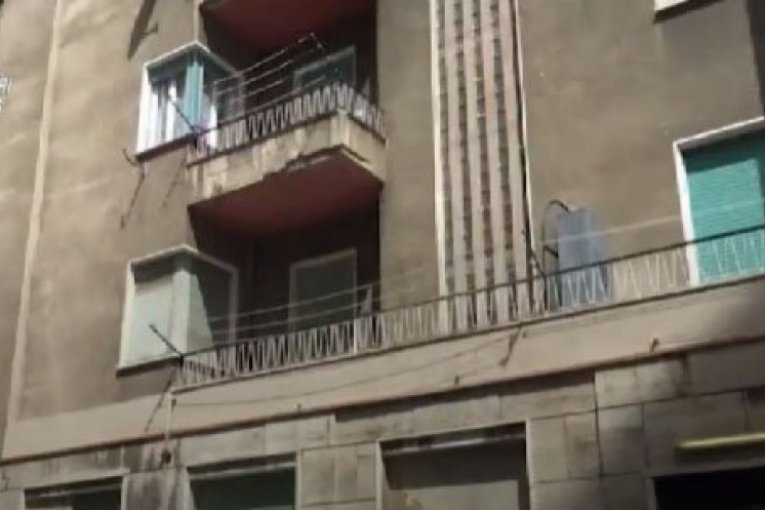 Karabinjeri su tu pronašli 20.000 evra u kešu i najmanje još četiri lažne lične karte