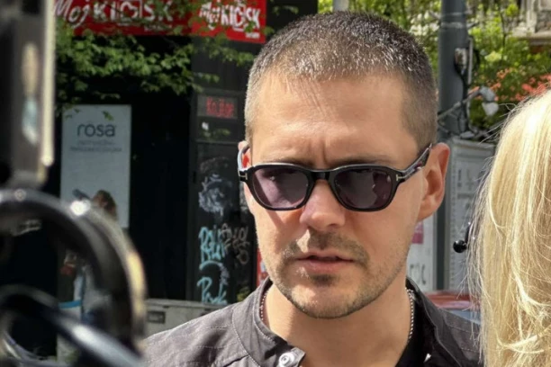 ISTINA O BRATU MILOŠA BIKOVIĆA! Ovo je PRAVI RAZLOG zašto se Mihailo ZAMONAŠIO, otkriveno u kakvim je odnosima sa glumcem!