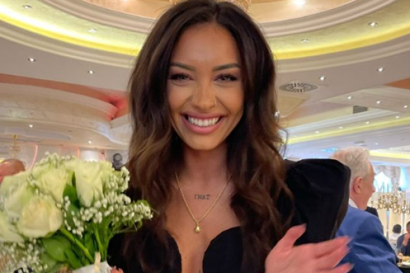 PAULA HUBLIN STAJE NA LUDI KAMEN! Bivša zadrugarka i poznati voditelj odlučili da se skrase, priprema svadbe u toku!