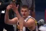 ŠOU PORODICE JOKIĆ! Nikola BRILJIRAO na terenu, ćerka mu poslala JASNU PORUKU posle meča! (VIDEO)