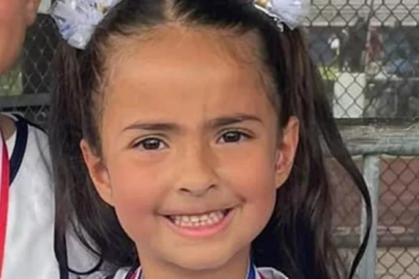 MONSTRUOZNO! Žena ubila ćerku (6) svog dečka, pa telo deteta bacila ispred vrata kuće DEVOJČICINE MAJKE!