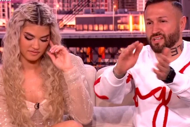 SAKRIO LICE OD SRAMOTE! Vanja izblamirala Ša pred publikom, on poželeo da propadne u zemlju!