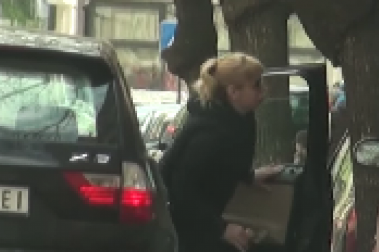 Miljana Kulić troši pare u kockarnici