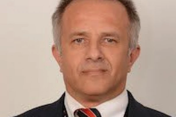 OVO JE UBIJENI ČUVAR U PUCNJAVI! Dragan obožavao decu, stradao je pokušavajući da ih spase! (FOTO)