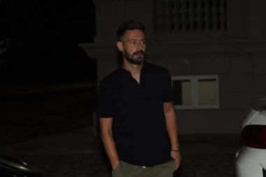 NE MOGU DA PEVAM DOK PADAJU ŽRTVE! Milan Vasić potresen zbog tragedije u školi na Vračaru, OTKAZAO promociju spota