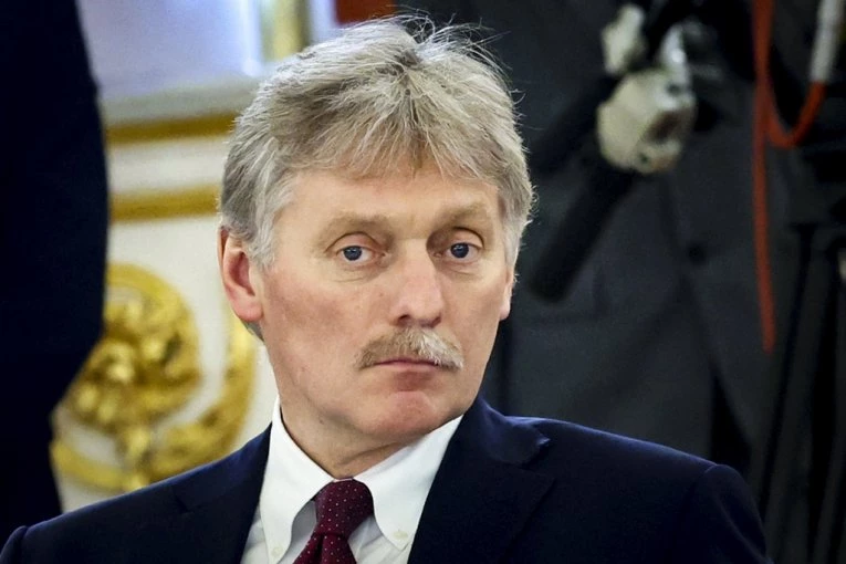 VAŠINGTON I LONDON BI DA OBUZDAJU RUSIJU! Peskov: To je konstanta njihove politike!