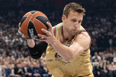 EVROLIGA: Grobar Veseli POMOGAO Partizanu, Efes ZGAZIO Bajern!