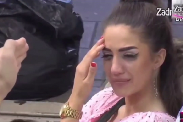Anđela Đuričić plače zbog Zvezdana Slavnića, moli Cara da joj lupi šamar Zadruga 6