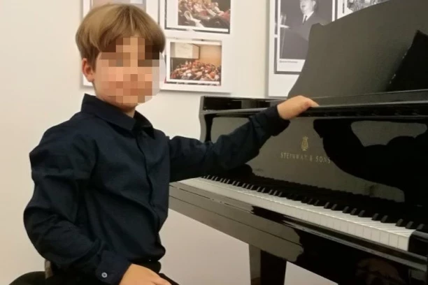 DA SRCE PUKNE! Otac Andrije Čikića istetovirao simbol koji će ga ZAUVEK PODSEĆATI NA SINA, kojeg je ubio DEČAK-UBICA! (FOTO)