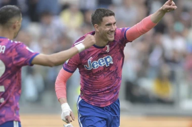 DUŠAN SILNI! Vlahović POMERA GRANICE, bolji od Srbina samo Erling Haland!