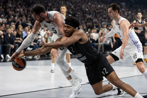 LEGENDA CRNO-BELIH ZNA UZROK PORAZA! Makljaža slomila krila Partizanu