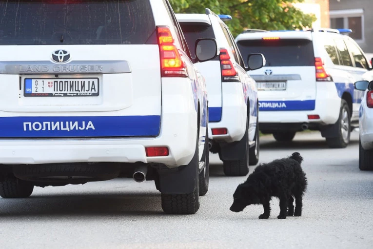 NOVI DETALJI KRVAVOG OBRAČUNA KOD HORGOŠA! Policijske snage se dodatno pojačavaju - steže se obruč oko migranata