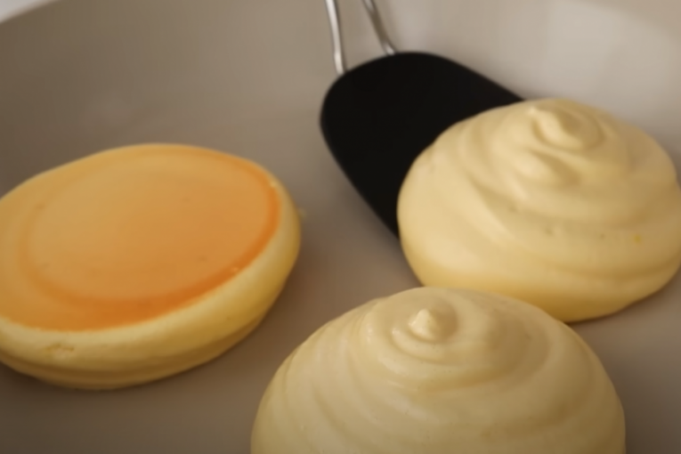 Okretanje palačinaka